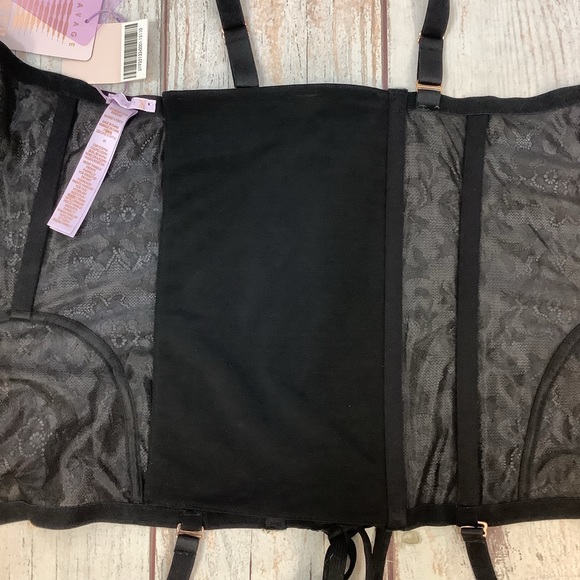 Savage x Fenty by Rihanna “Black Lace Up Corset” - Picture 14 of 16